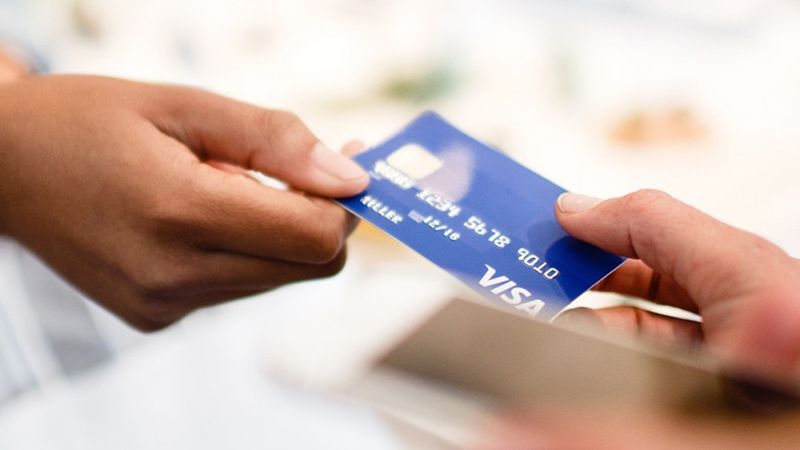 thẻ visa debit acb có phải thẻ tín dụng không
