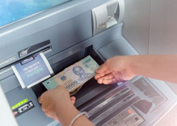Cách nạp tiền vào thẻ ATM ngân hàng tại cây ATM của các ngân hàng 2024