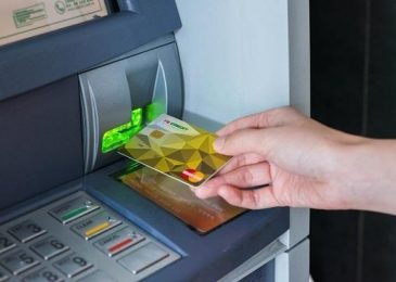 Hướng dẫn cách rút tiền ATM ngân hàng Vpbank lần đầu 2024