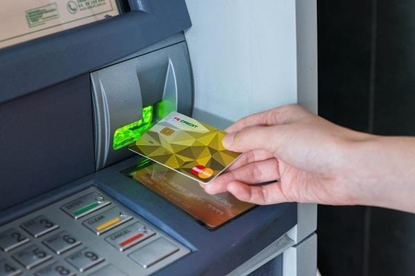 Cây ATM hạn mức rút tối đa bao nhiêu tiền 1 lần, 1 ngày?