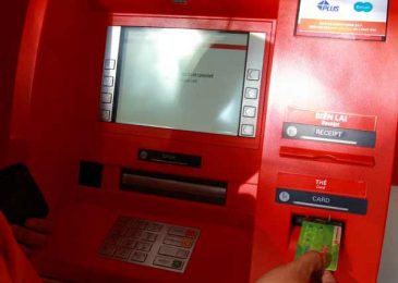 Hướng dẫn cách rút tiền ATM ngân hàng Techcombank lần đầu 2024