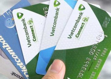Phí làm thẻ ATM ngân hàng Vietcombank 2024. Mất bao lâu