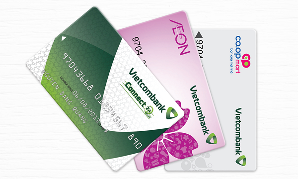 Thẻ ghi nợ Vietcombank có rút được tiền không