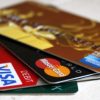 Thẻ Visa Platinum Techcombank có rút được tiền không? Có mất phí không?