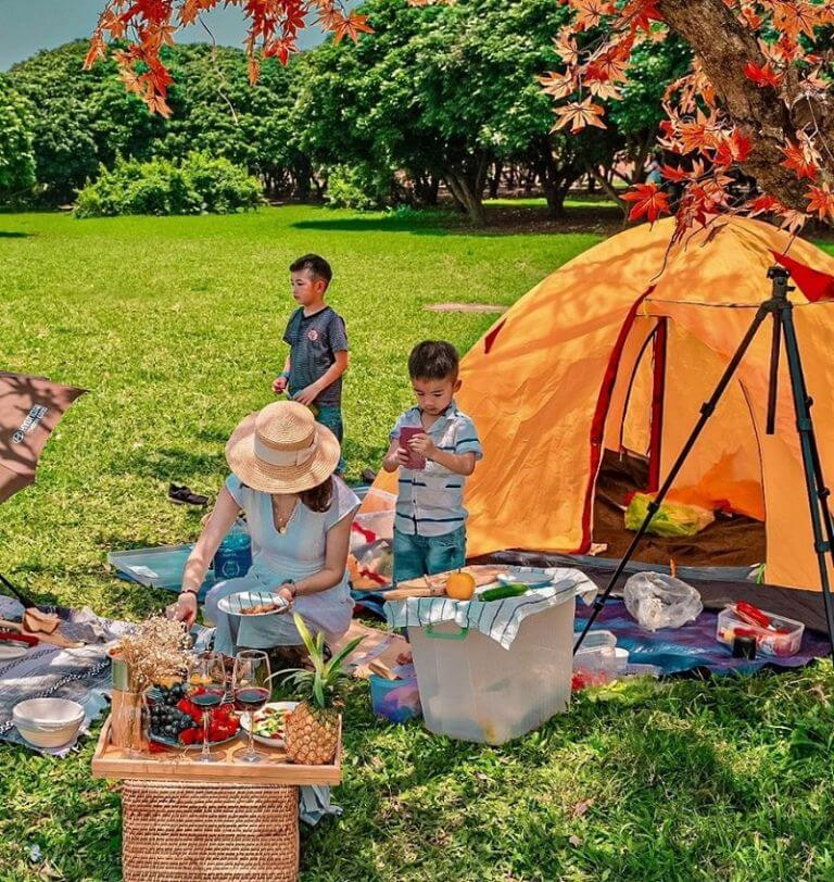 Cắm trại ở Ecopark có mất phí không?