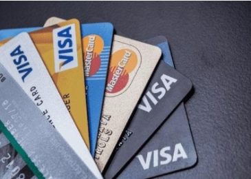 Thẻ ACB visa Debit có mua trả góp được không?